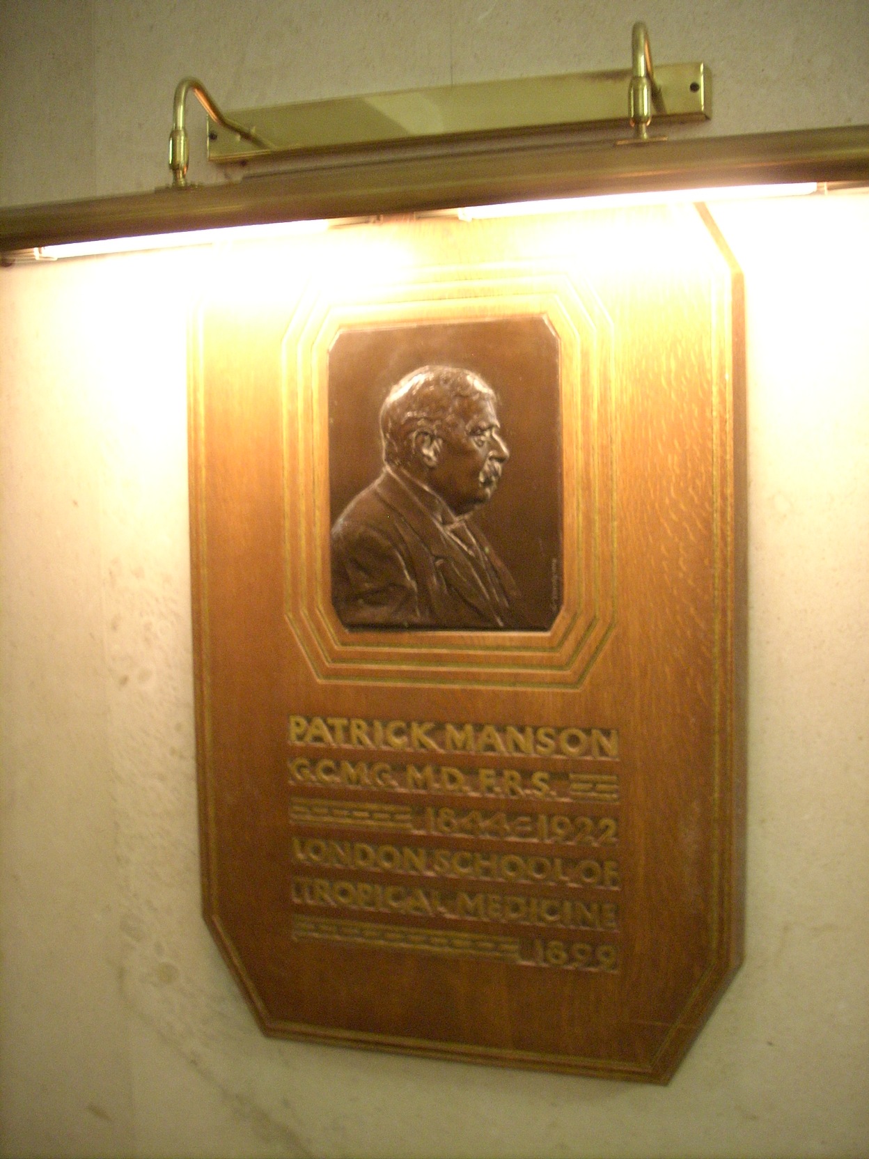 Patrick Manson's memorial tablet, London School of Hygiene and Tropical Medicine  (32) (1).JPG